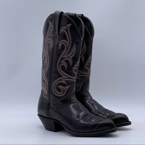 J. Chisholm Handcrafted Boot. - Picture 7 of 11